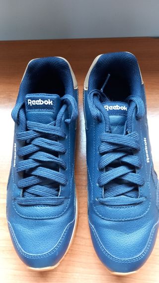 Zapatillas Reebok Azul Marino y Beige