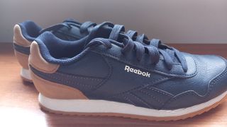 Zapatillas Reebok Azul Marino y Beige