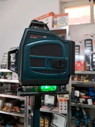 Livella laser 16 linee autolivellante