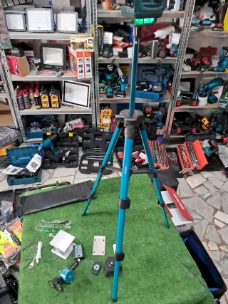 Livella laser 16 linee autolivellante