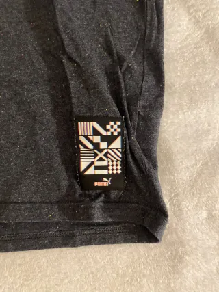 Camiseta Puma x Italia Negra y Dorada