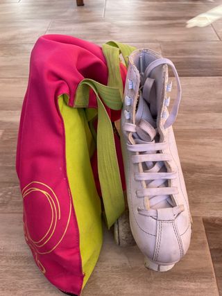 Patines blancos talla 35  se venden con funda