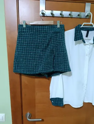 Conjunto Camisa y Falda Pantalón Verde
