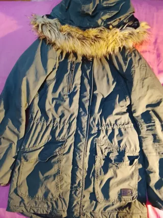 Abrigo Only verde caqui talla XS