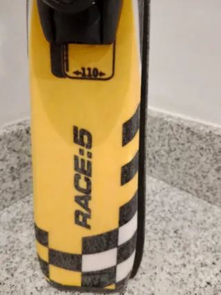 Esquís Atomic Race 5 110cm con fijaciones