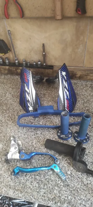 Despiece Yamaha YZF 250 2000 FMF LeoVince