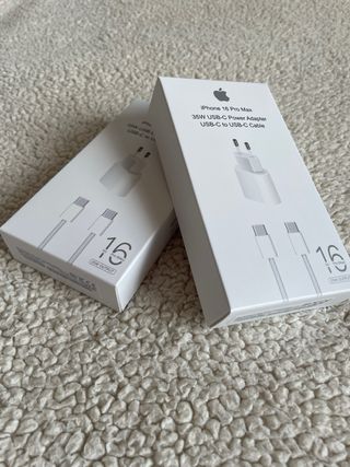 2 Caricabatterie Apple iPhone 16 Pro Max NUOVI