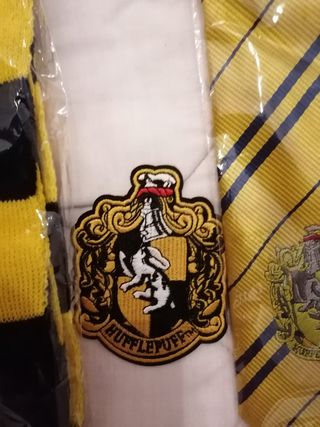 Bufanda y Corbata Hufflepuff Harry Potter