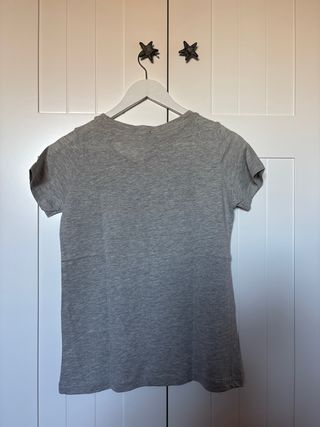 Camiseta gris Stradivarius M
