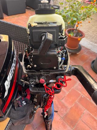 Fueraborda Mercury 5 HP 2 Tiempos