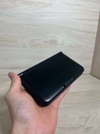 Impoluta Nintendo 3DS XL Negra