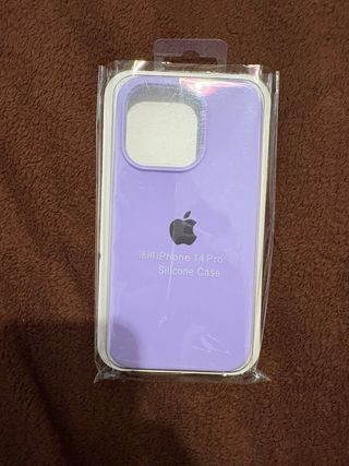 Custodia in silicone viola per iPhone 14 Pro