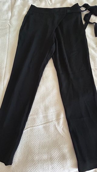 Pantalón Zara Negro Talla XS Tejido Fluido