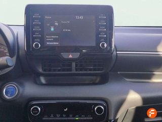 Toyota Yaris 1.0 116h Dynamic