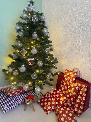 Árbol de Navidad con luces