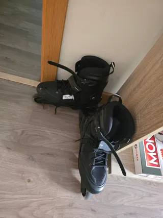 Patines en línea negros