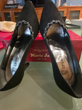 Zapatos de vestir Iris Vidal negros talla 36