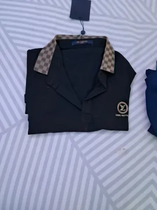 Polos LV y Lacoste Talla XL Negros