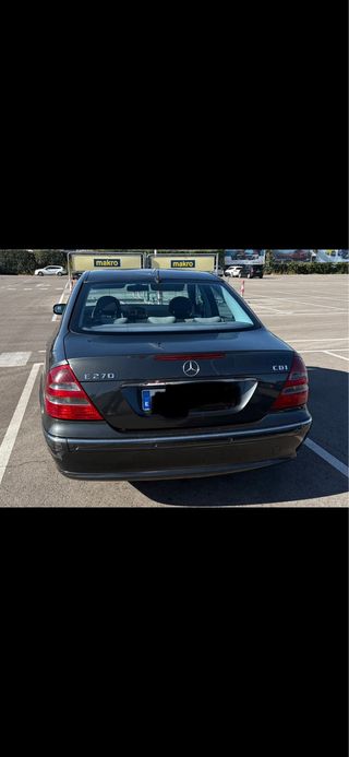 Mercedes-Benz Clase E 2004