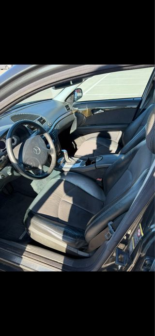 Mercedes-Benz Clase E 2004