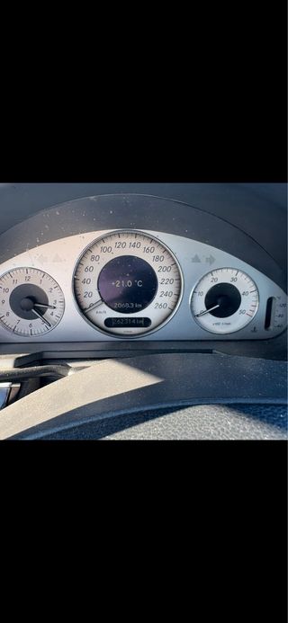 Mercedes-Benz Clase E 2004