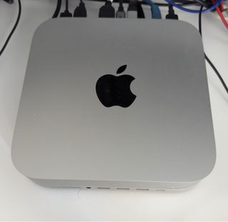 Apple Mac mini M2 8 núcleos 16GB RAM. 256Gb