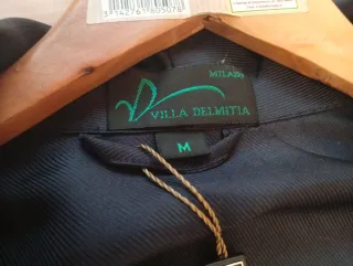 Bata de seda azul marino sin estrenar