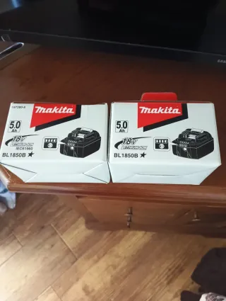 2 Baterías Makita 18V 5.0Ah BL1850B