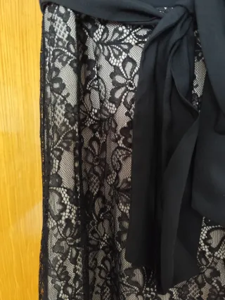 Vestido fiesta Mango negro encaje