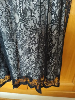 Vestido fiesta Mango negro encaje