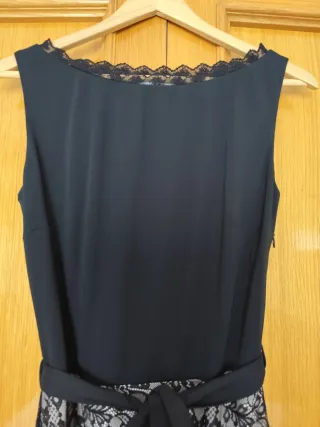 Vestido fiesta Mango negro encaje