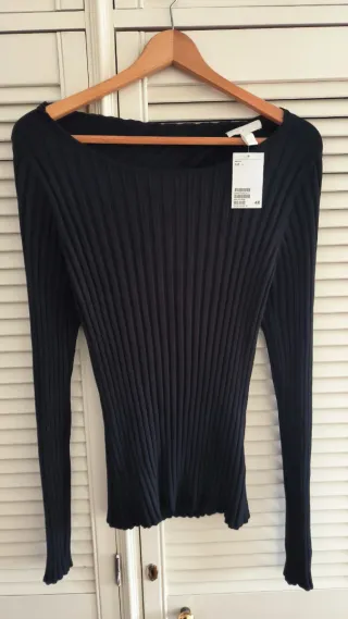 Jersey canalé negro espalda escotada H&M