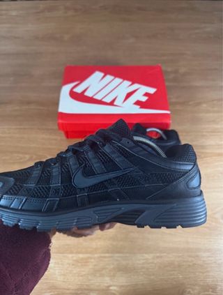 Nike P6000 Talla 43 Negro
