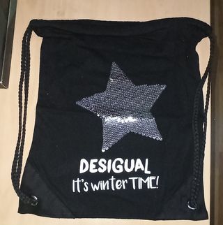 Petate Desigual Negro con Estrella Lentejuelas