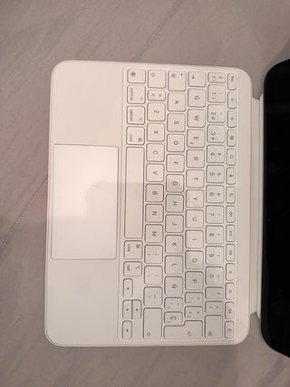 iPad 10ª Gen 64GB Plata + Apple Pencil + Magic Fol