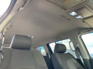 Nissan Pathfinder SE 2009
