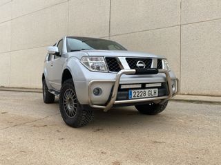 Nissan Pathfinder SE 2009