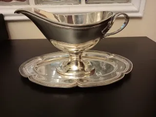 Salsera de Plata Antigua Au Monde Elegant