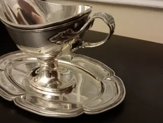 Salsera de Plata Antigua Au Monde Elegant