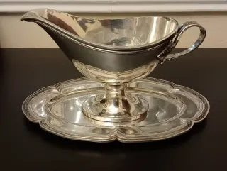 Salsera de Plata Antigua Au Monde Elegant