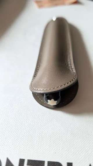 Estuche Montblanc para 1 bolígrafo, color masilla