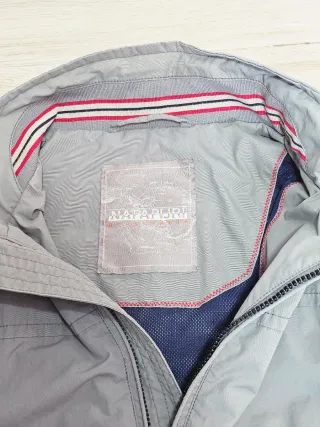 Chaqueta Napapijri gris vintage retro