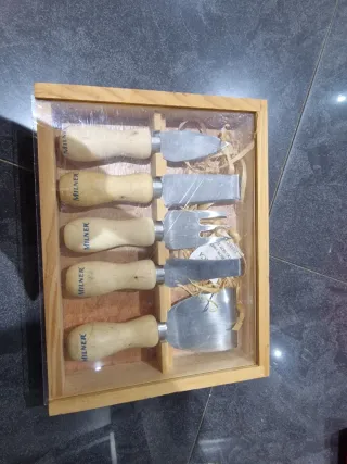 Set coltelli per formaggio Milner in legno