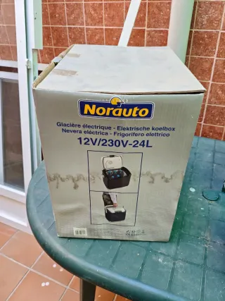 Nevera portátil Norauto 12v/220v