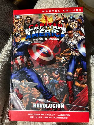 Marvel Deluxe Capitán América Revolución