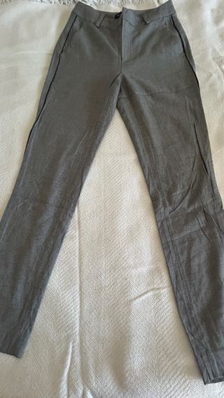 Pantalón Massimo Dutti gris raya negra T.34