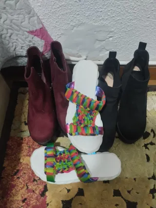 Botines de ante burdeos 15€\1