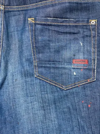 Jeans Hockney Dsquared2 con dettagli dipinti e strappi