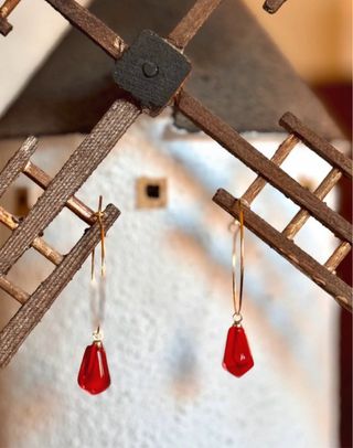 Pendientes aro con pepita de granada