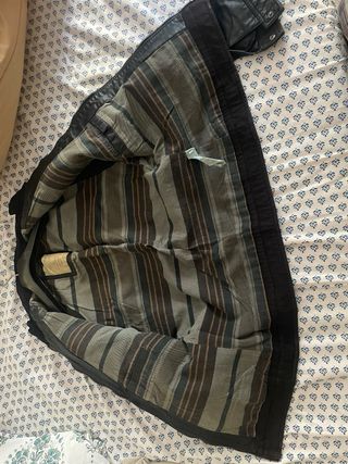 Chaqueta de cuero auténtico ,valorado por 150 euro